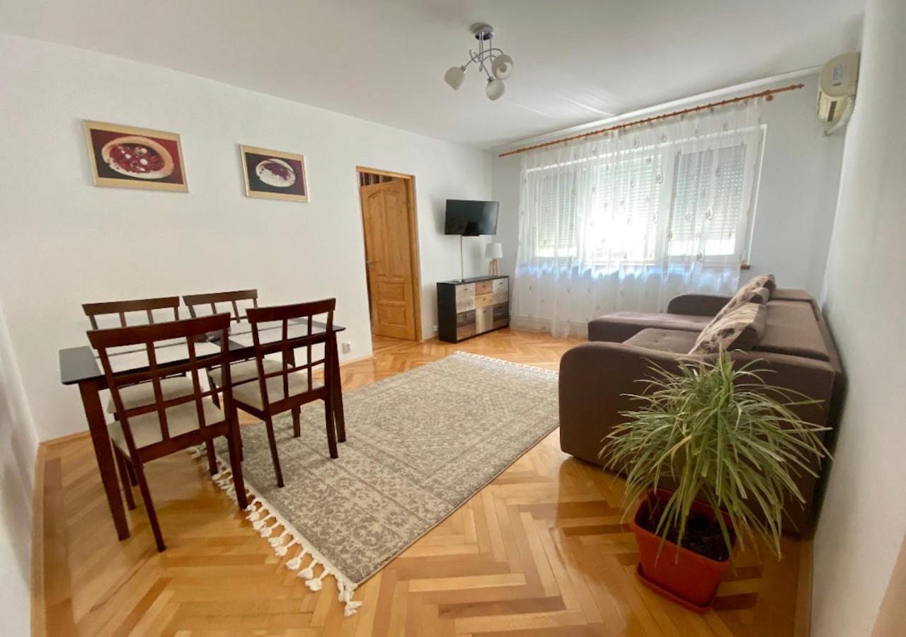 Home Away - Chic And Cozy Apartment Constanţa Extérieur photo